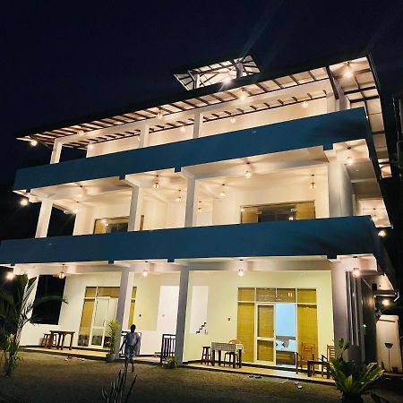 Dk Zur Einkehr Hotel Ахангама Экстерьер фото