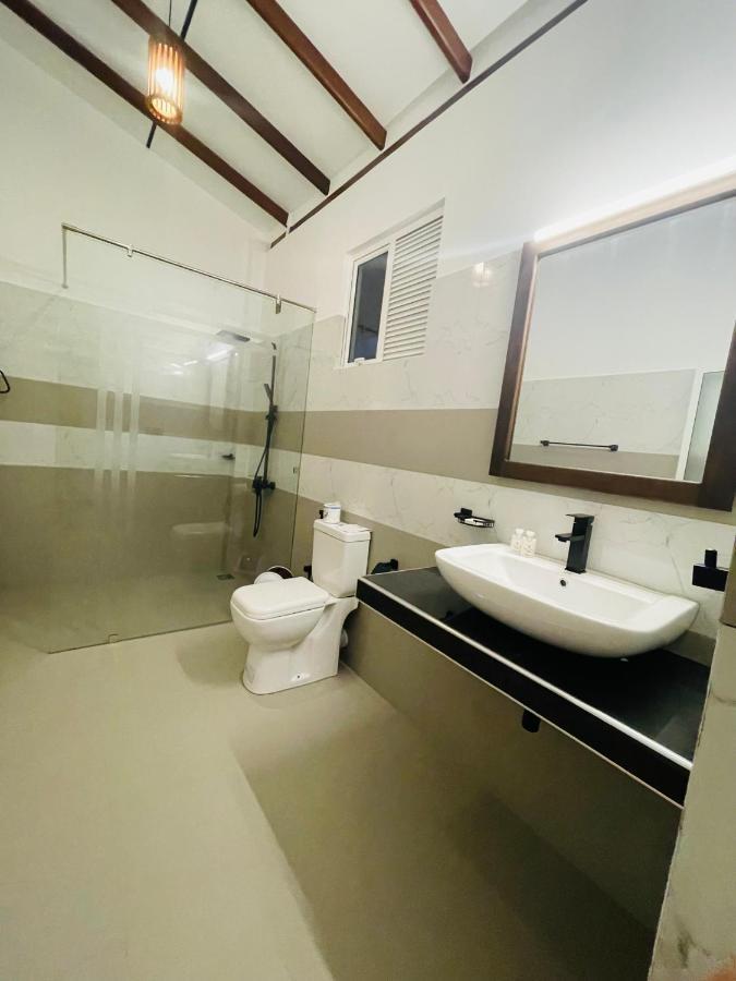 Dk Zur Einkehr Hotel Ахангама Экстерьер фото