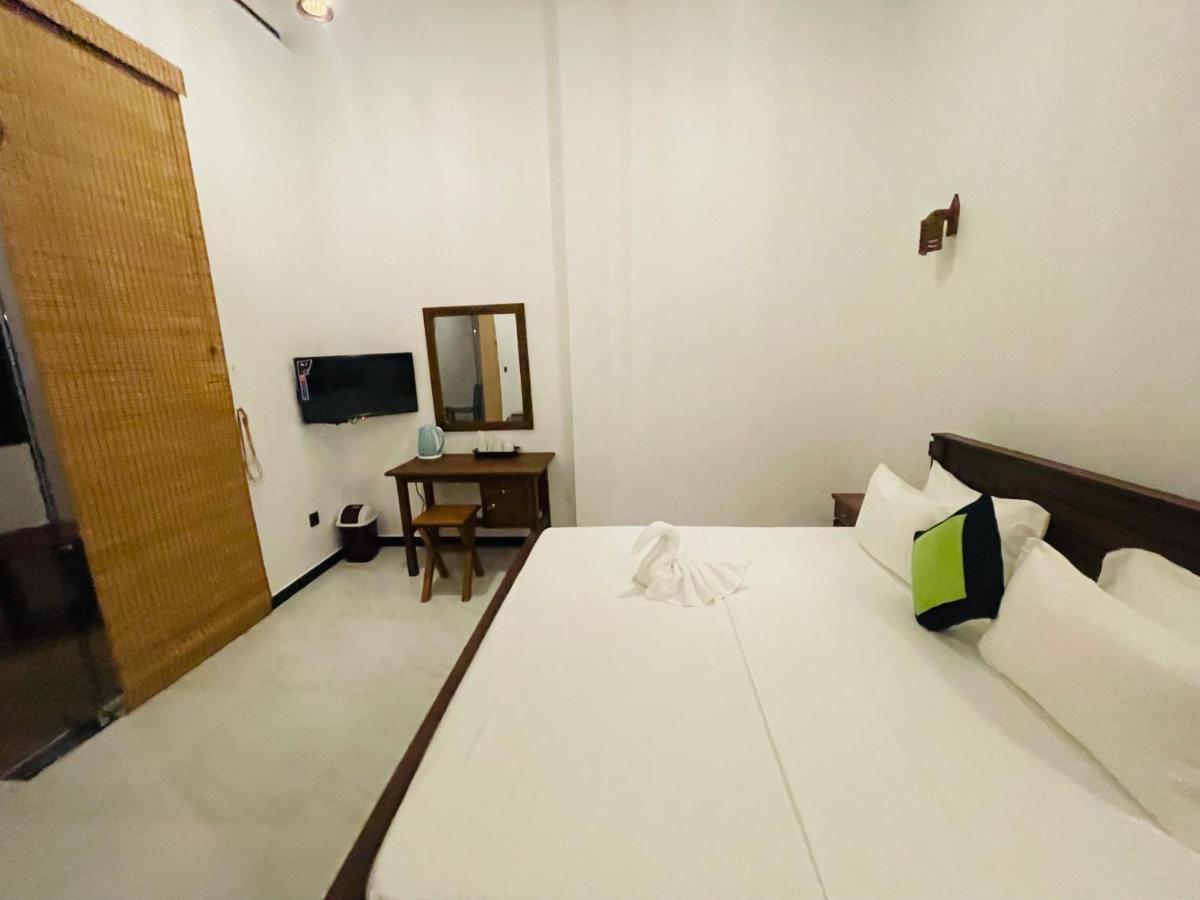 Dk Zur Einkehr Hotel Ахангама Экстерьер фото