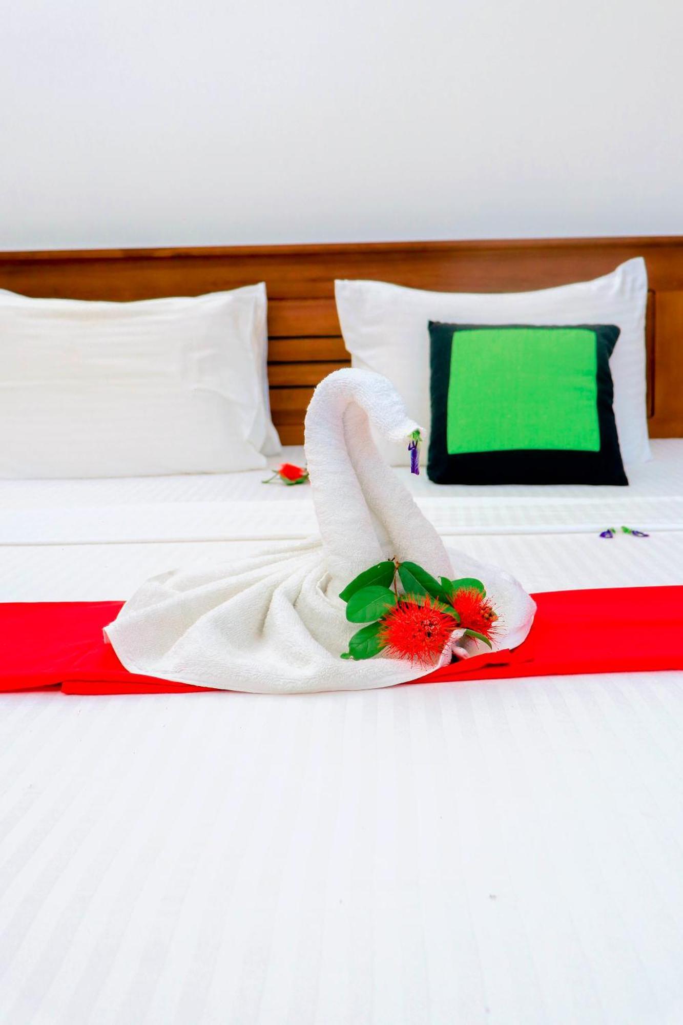 Dk Zur Einkehr Hotel Ахангама Экстерьер фото